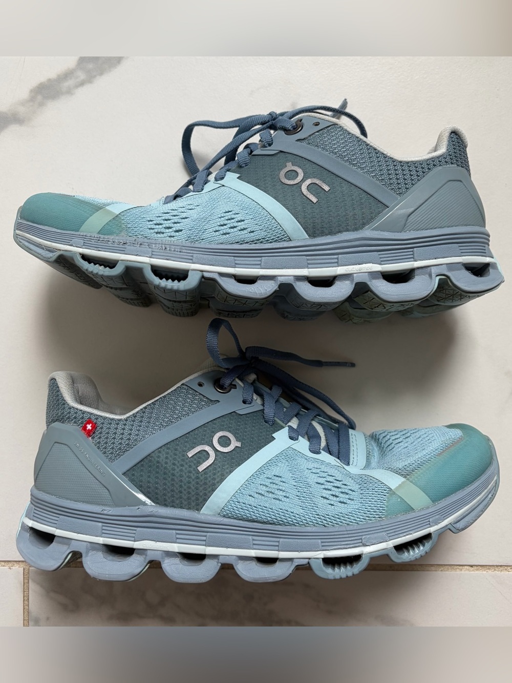 On Running Cloudace Sneakers Women’s Size 5.5 Light Blue Teal Green EUC